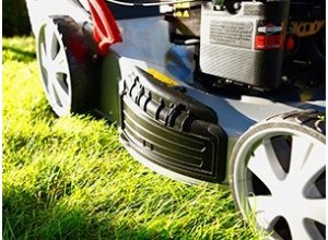 Μηχανοκίνητα Εργαλεία Κήπου